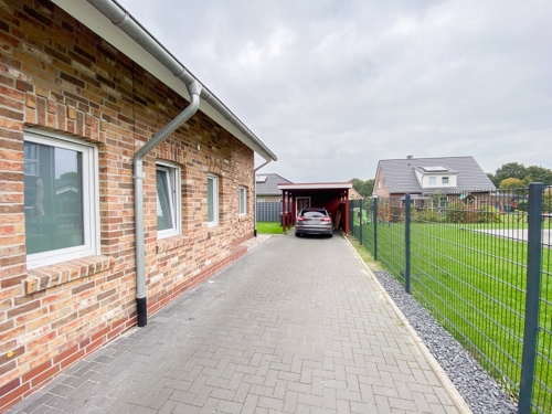 Aussenansicht/Auffahrt