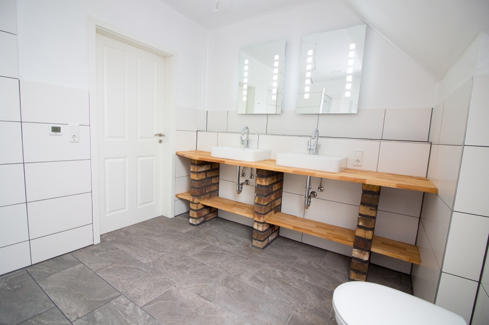 Ein Familiendomizil der besonderen Art - moderne Doppelhaushälfte mit großem Garten in bester Lage - Photo 3