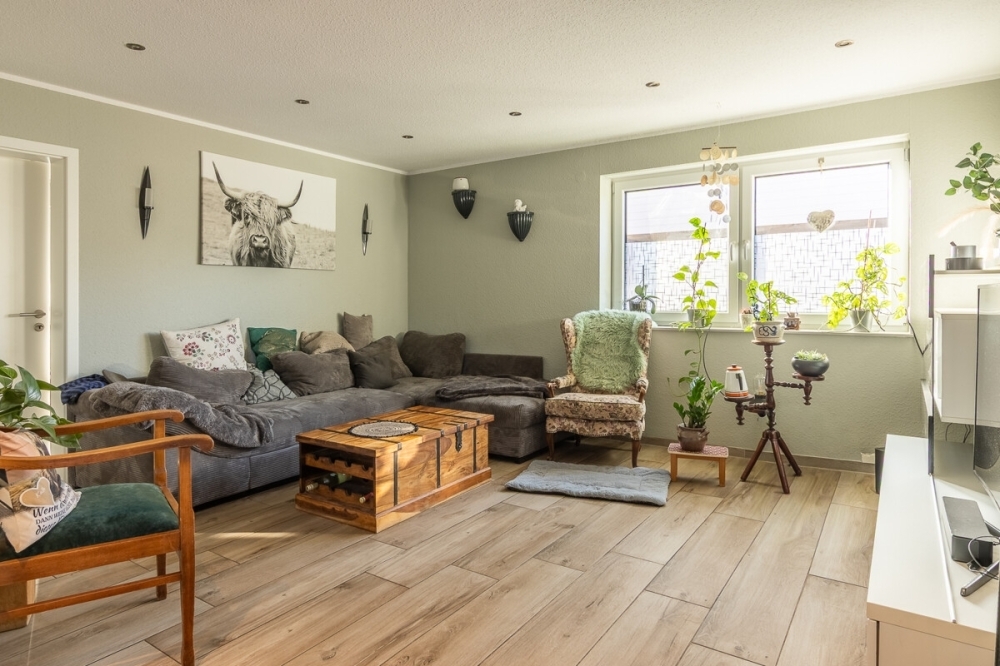 Terrasse, Garten, Carport. Wohnen mit extra Lebensqualität - Foto 1