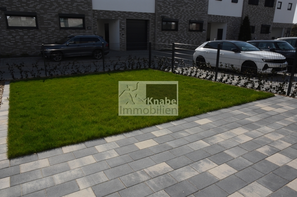 Neubau-Highlight mit Südterrasse, Gartenstück & eigenem Eingang! - Photo 4
