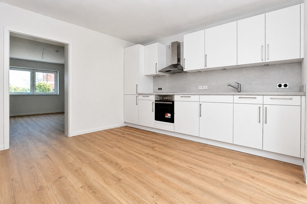 Erstbezug - Barrierefreie Neubauwohnung mit Einbauküche, überdachter Terrasse und PKW-Stellplatz in Altenoythe - Foto 2