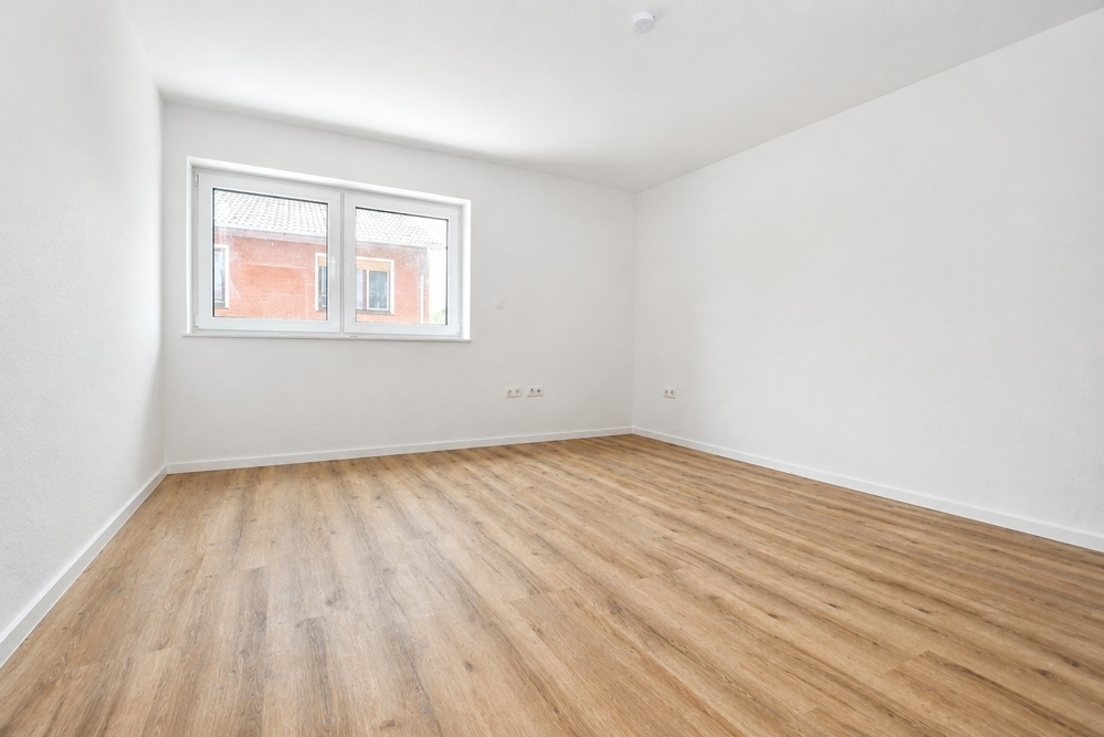 Erstbezug - Neubauwohnung mit Einbauküche, Dachterrasse mit Markise und PKW-Stellplatz in Altenoythe - Photo 5