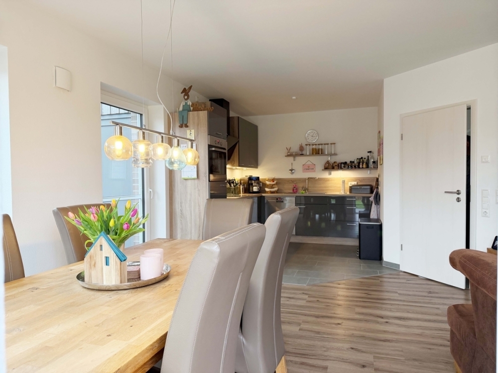 Zentral in Esens: Energieeffiziente Doppelhaushälfte zur Miete - Photo 3