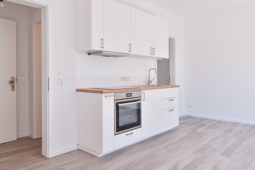 6719 - Erstbezug nach Sanierung! 2-Zimmer-Wohnung mit EBK in Westerstede! - Photo 2