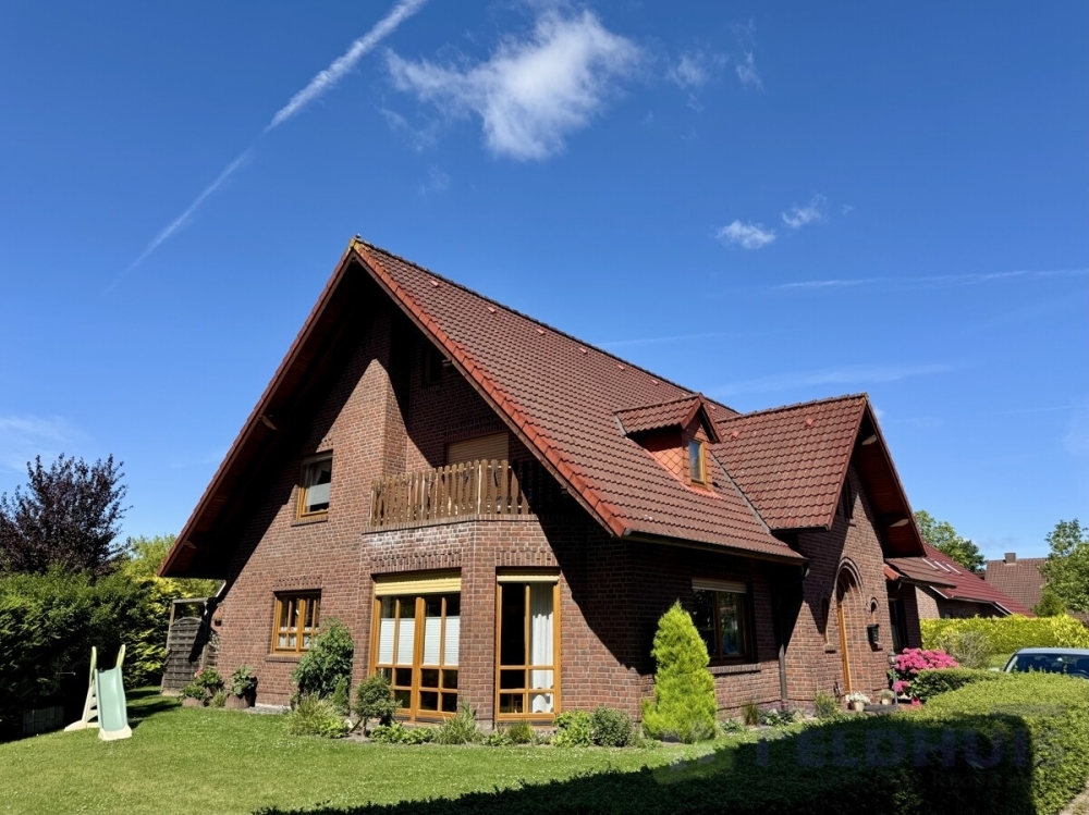 Gemütliche Oberwohnung mit Balkon in beliebter Lage von Hesel! - Foto 1