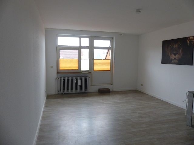 Bezugsfreie 3 Zimmer - Wohnung im Zentrum von Leer zu vermieten. - Photo 1