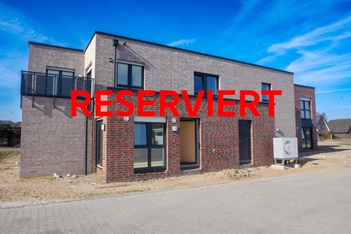 Straßenansicht reserviert