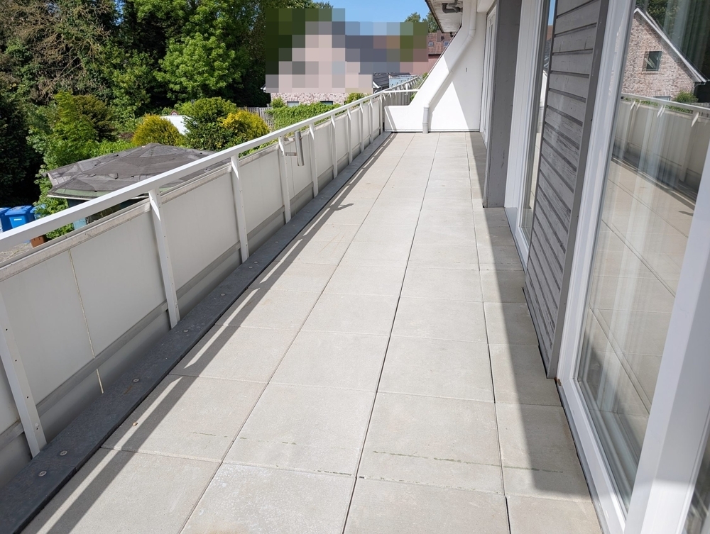 Moderne 4-Zimmer-Wohnung mit großem Balkon! Bezugsfrei ab 01.09.2026! - Photo 4