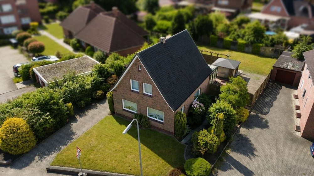 Real Estate Title Image Background