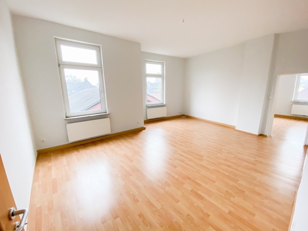 Helle 2-Zimmer-Wohnung mit Einbauküche, großem Wohnbereich & Altbauflair, zentral in Wilhelmshaven - Foto 3