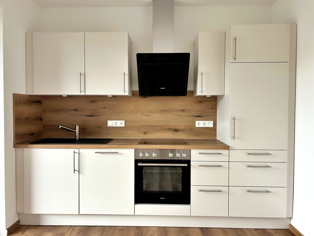 Augustfehn: Große Obergeschosswohnung mit Lift und Einbauküche | 91m² | KfW 40 - Photo 4