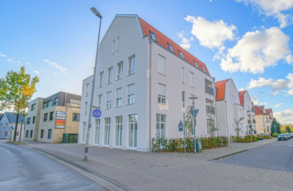 5986 - Attraktive 2-Zimmer-Wohnung mit EBK, Tiefgaragenstellplatz und 2 Balkonen in begehrter Lage! - Foto 5