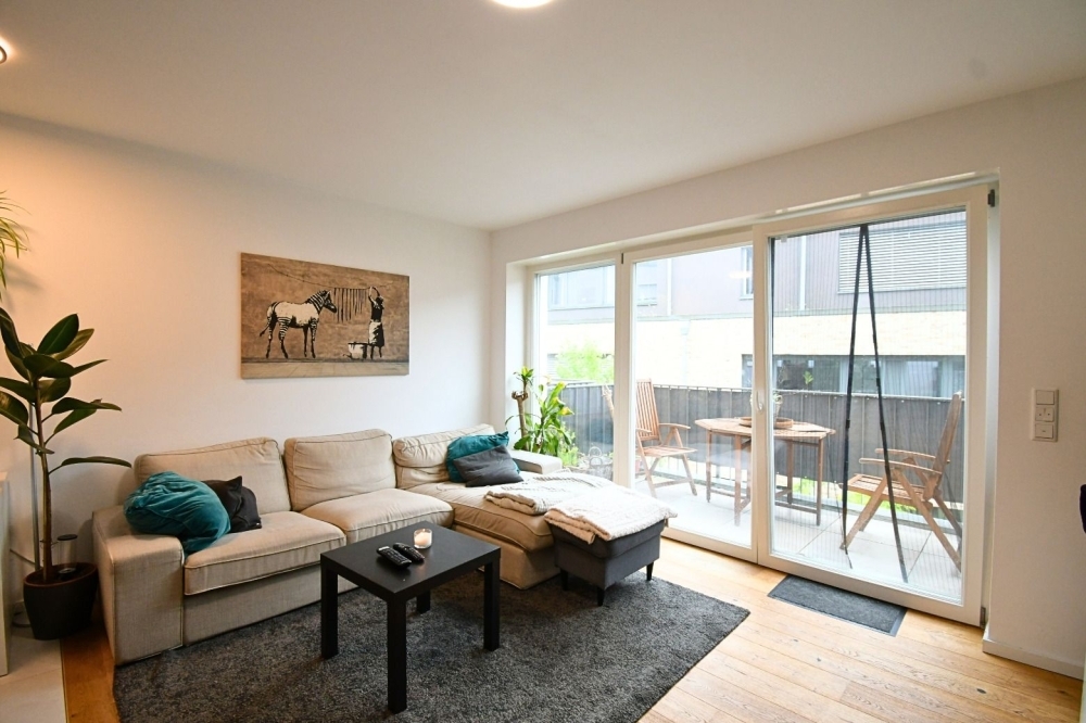 5990 - Single-Appartement mit EBK und Balkon in gefragter Lage! - Photo 1