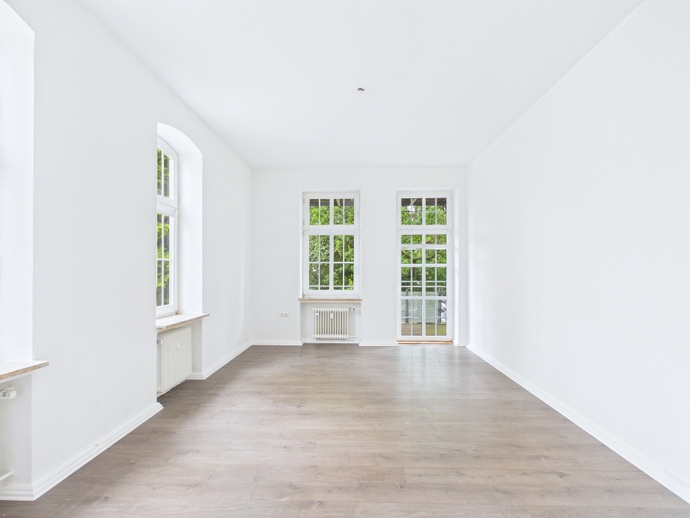 Stilvoll wohnen mit Altbaucharme – Großzügige 153 m² mit Balkon und besonderem Wohngefühl - Photo 1