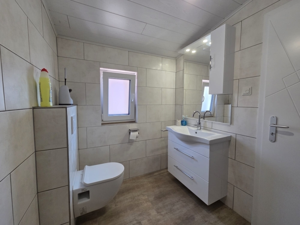 Erstbezug nach Sanierung – Einfamilienhaus in attraktiver Nordseenähe - Foto 3
