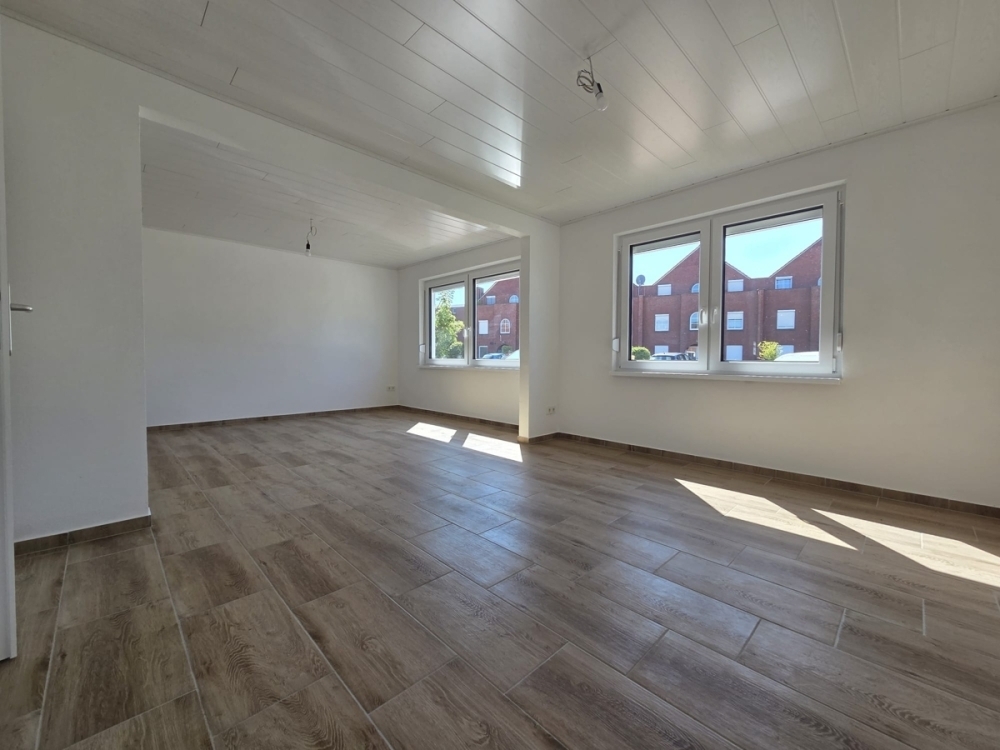 Erstbezug nach Sanierung – Einfamilienhaus in attraktiver Nordseenähe - Foto 1