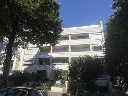 Straßenansicht 2