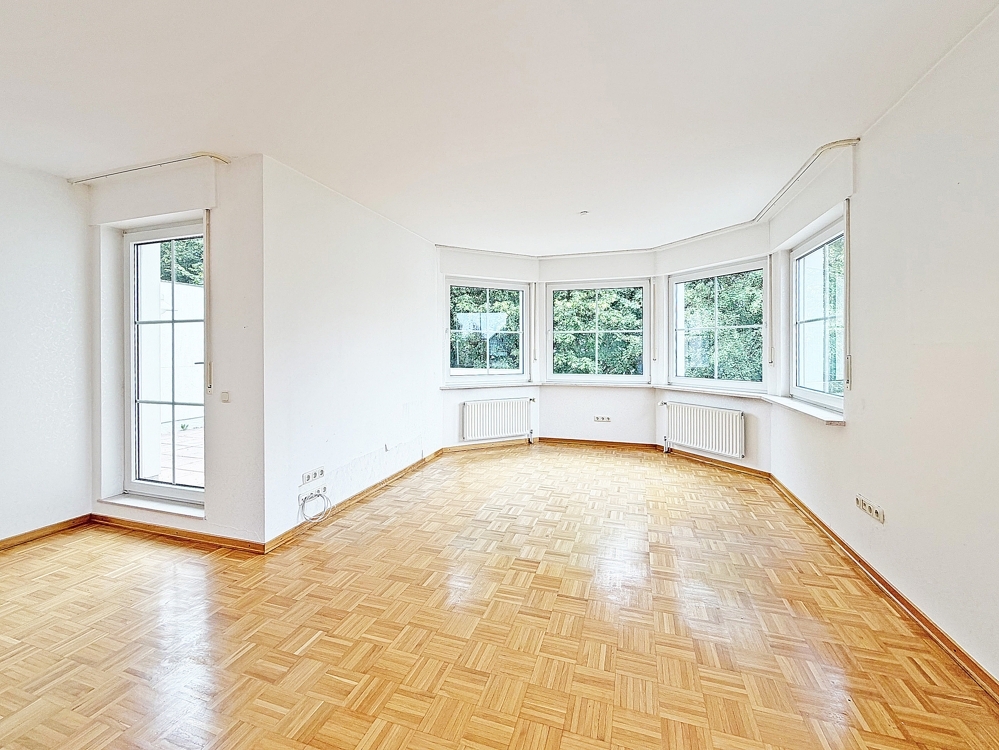 Lichtreiche 3-Zimmer-Wohnung mit Balkon und Garage zu vermieten - Photo 2