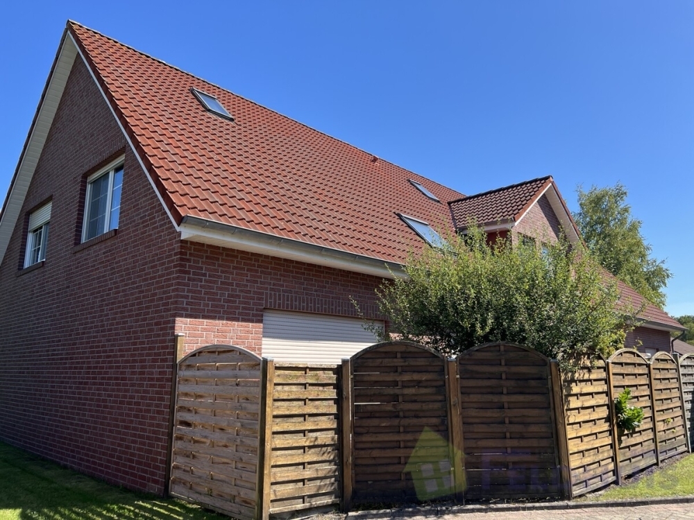 2-Zimmer-Oberwohnung mit ausgebautem Spitzboden in Veenhusen- frisch renoviert! - Foto 3