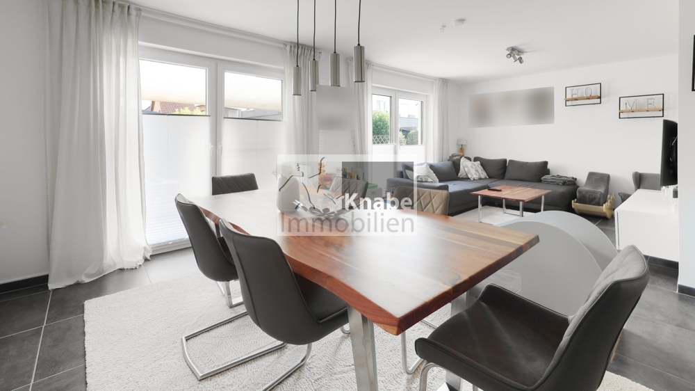 Familien aufgepasst! Moderne Doppelhaushälfte mit Garten und Wohlfühlcharakter - Foto 1