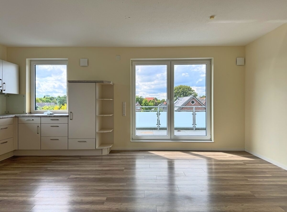 Über den Dächern von Wiesmoor: moderne Penthousewohnung mit Dachterrasse & Aufzug in ruhiger Lage - Foto 2