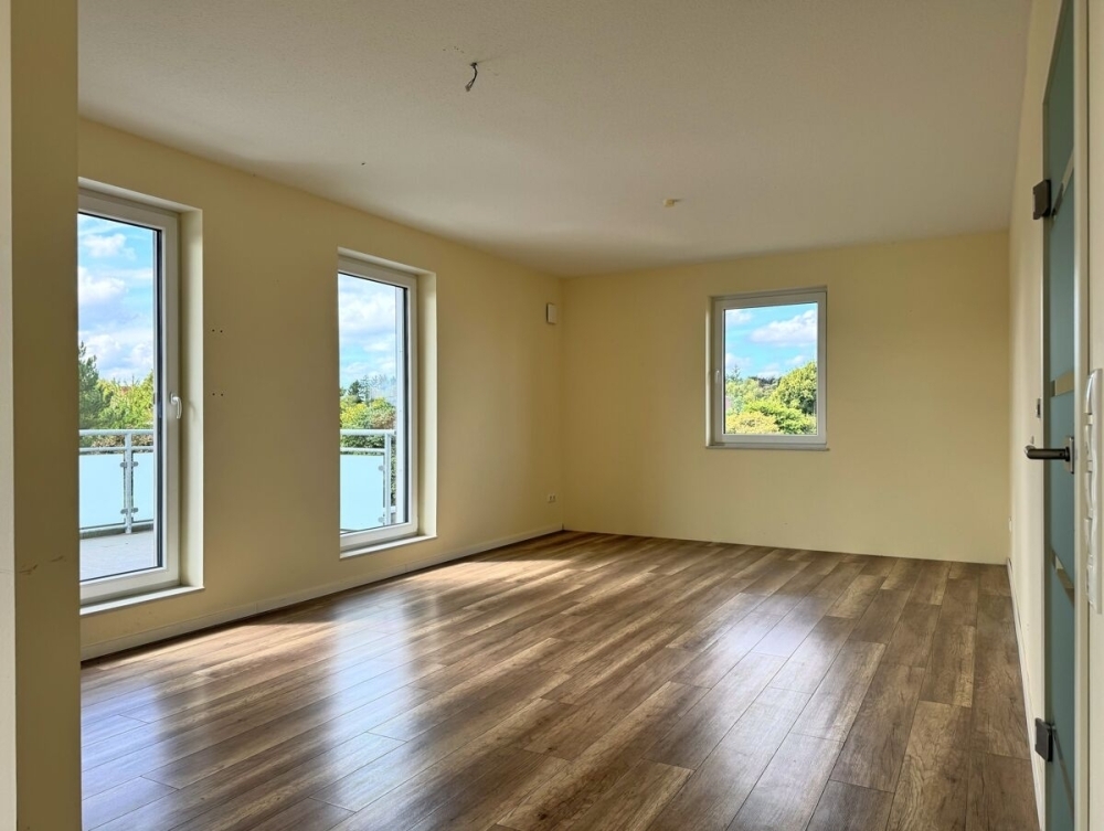 Über den Dächern von Wiesmoor: moderne Penthousewohnung mit Dachterrasse & Aufzug in ruhiger Lage - Foto 1