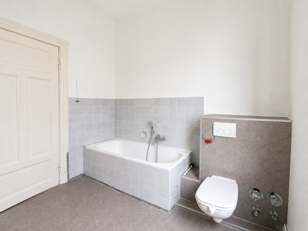 Gepflegtes Altbau-Refugium: 2-Zimmer-Wohnung mit optimaler Anbindung an City, Marine & Kliniken - Photo 4