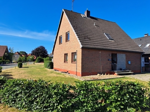 Straßenansicht (KI-optimiert)