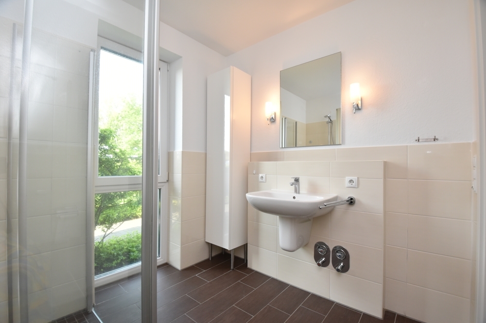 Schicke, moderne Erdgeschosswohnung mit Einbauküche und Terrasse in Friesoythe - Foto 4