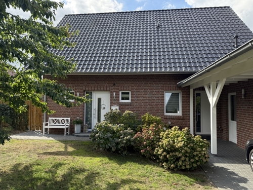 Straßenansicht