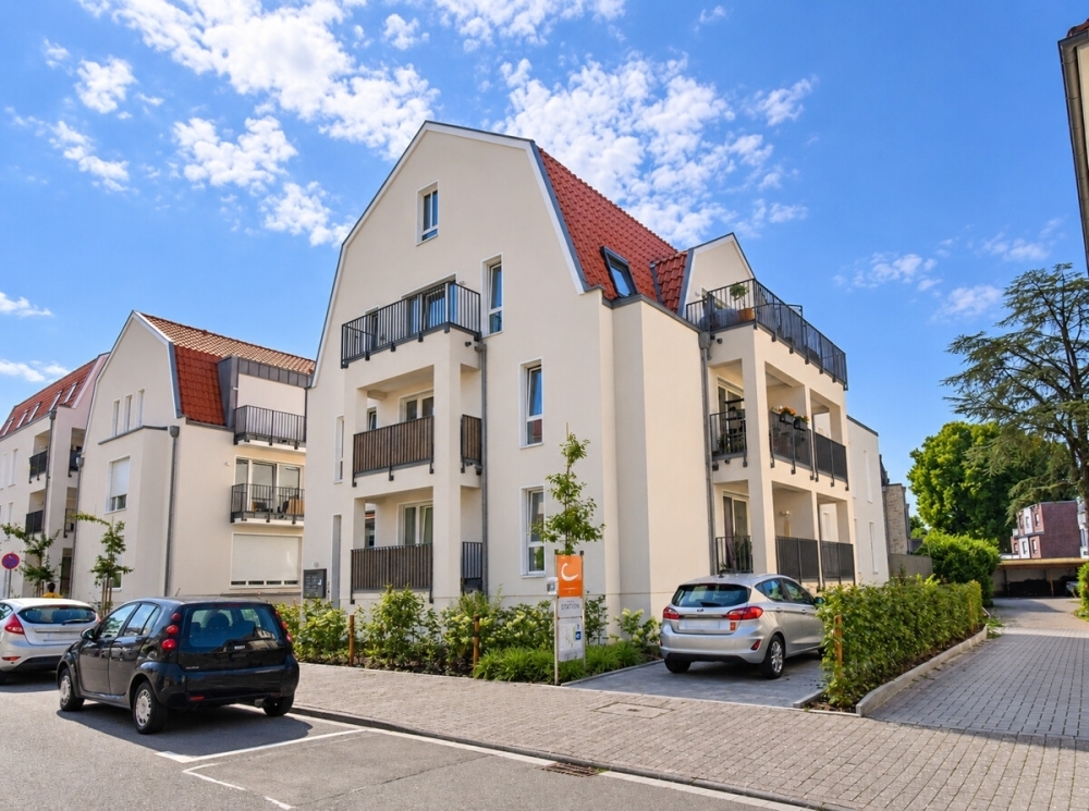 5999 - Höchst attraktive Obergeschosswohnung mit zwei Balkonen, EBK und Tiefgaragenstellpatz! - Foto 3