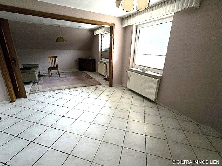 Wohnen fast wie im eigenen Haus – 140 m² auf zwei Ebenen in Berge - Foto 1