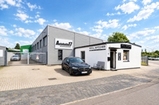 Gewerbehalle mit Werkstatt & Ladenlokal