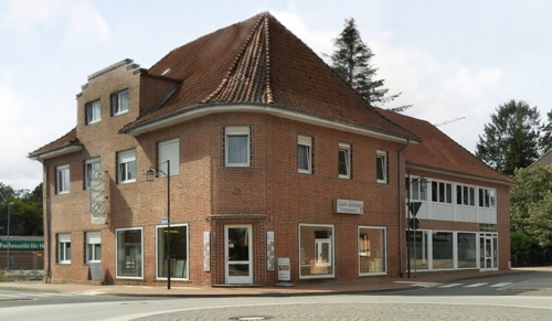 Straßenansicht