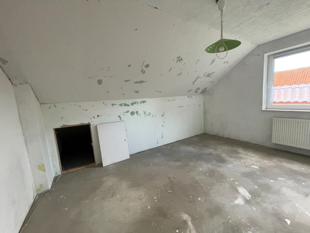 Schön geschnittene Wohnung mit Garten und überdachter Terrasse - Foto 2