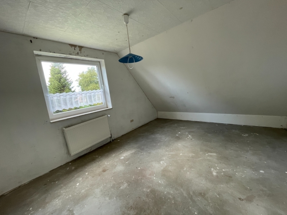 Schön geschnittene Wohnung mit Garten und überdachter Terrasse - Foto 3