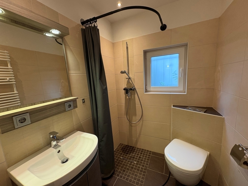 Großzügige Erdgeschosswohnung mit 5 Zimmern, Sauna, Kamin und großem Garten am Bürgerbusch - Foto 5