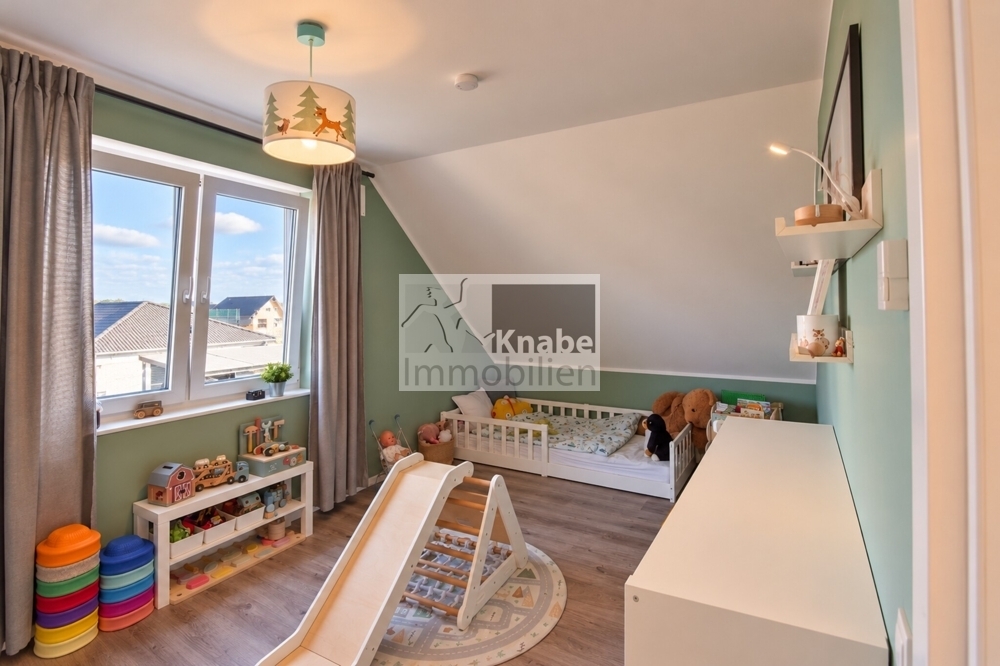 Neuwertig, modern, top Lage: Ihr neues Zuhause! - Foto 4