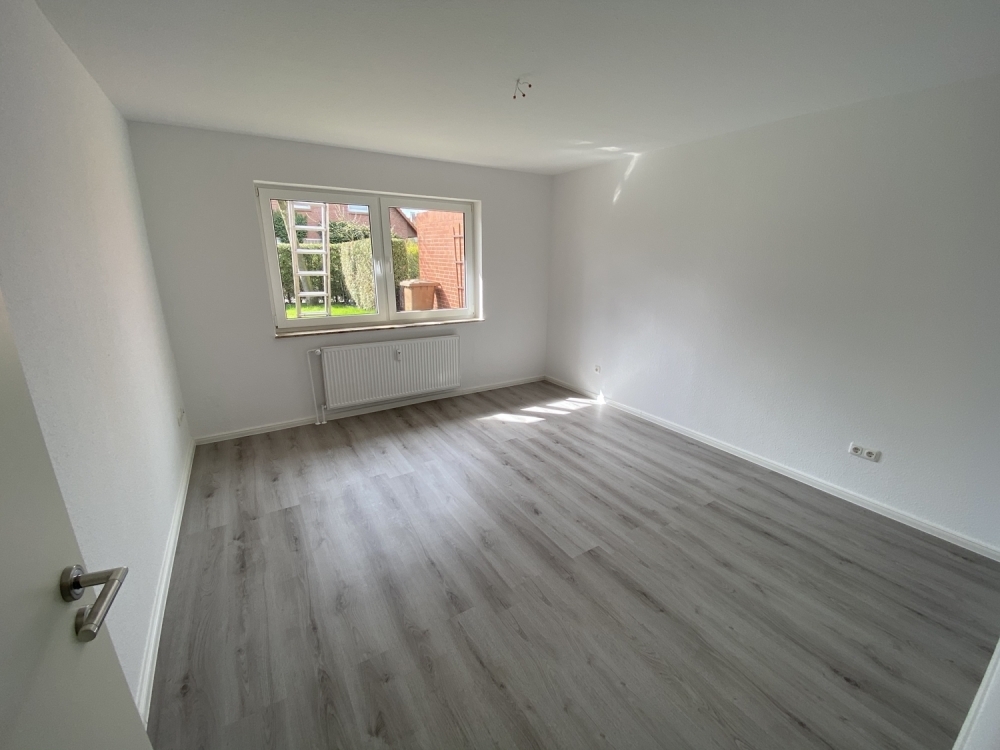 Renovierte 3 ZKB Erdgeschosswohnung mit Garten, überdachter Terrasse und Garage in Sande-Cäci - Photo 3