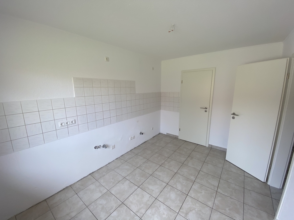 Renovierte 3 ZKB Erdgeschosswohnung mit Garten, überdachter Terrasse und Garage in Sande-Cäci - Photo 4