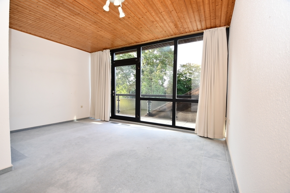 Wo Großzügigkeit auf Gemütlichkeit trifft - ein Zuhause zum Wohlfühlen - Photo 2