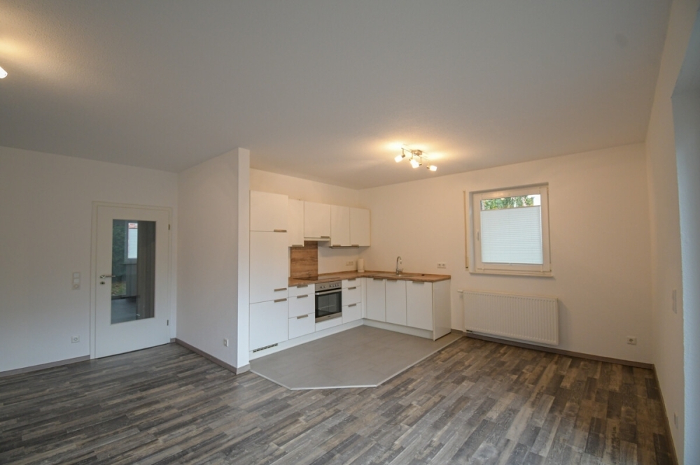 1158 - Attraktive 2-Zimmer-Erdgeschosswhg. mit Garten und EBK im Ortszentrum - Photo 5