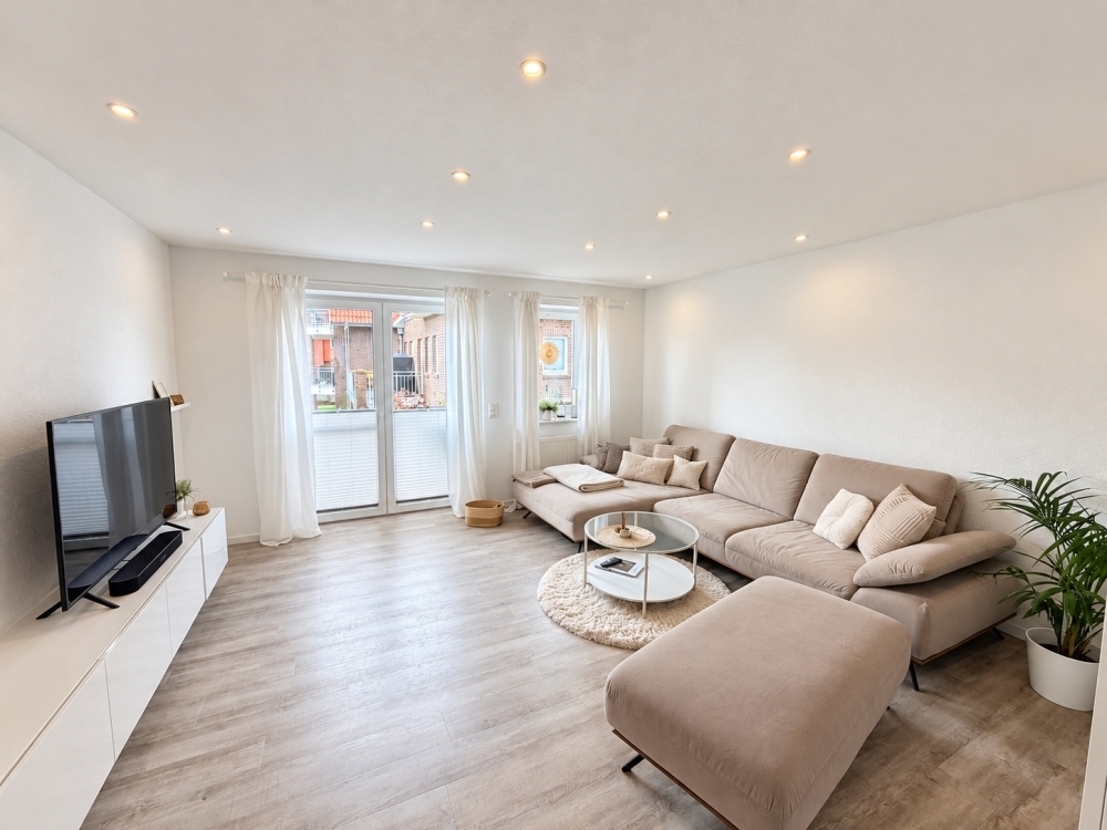 Modern und ruhig in Schortens wohnen - schöne 3 ZKB mit EBK, Dusche/Wanne, Balkon & Stellplatz - Photo 2