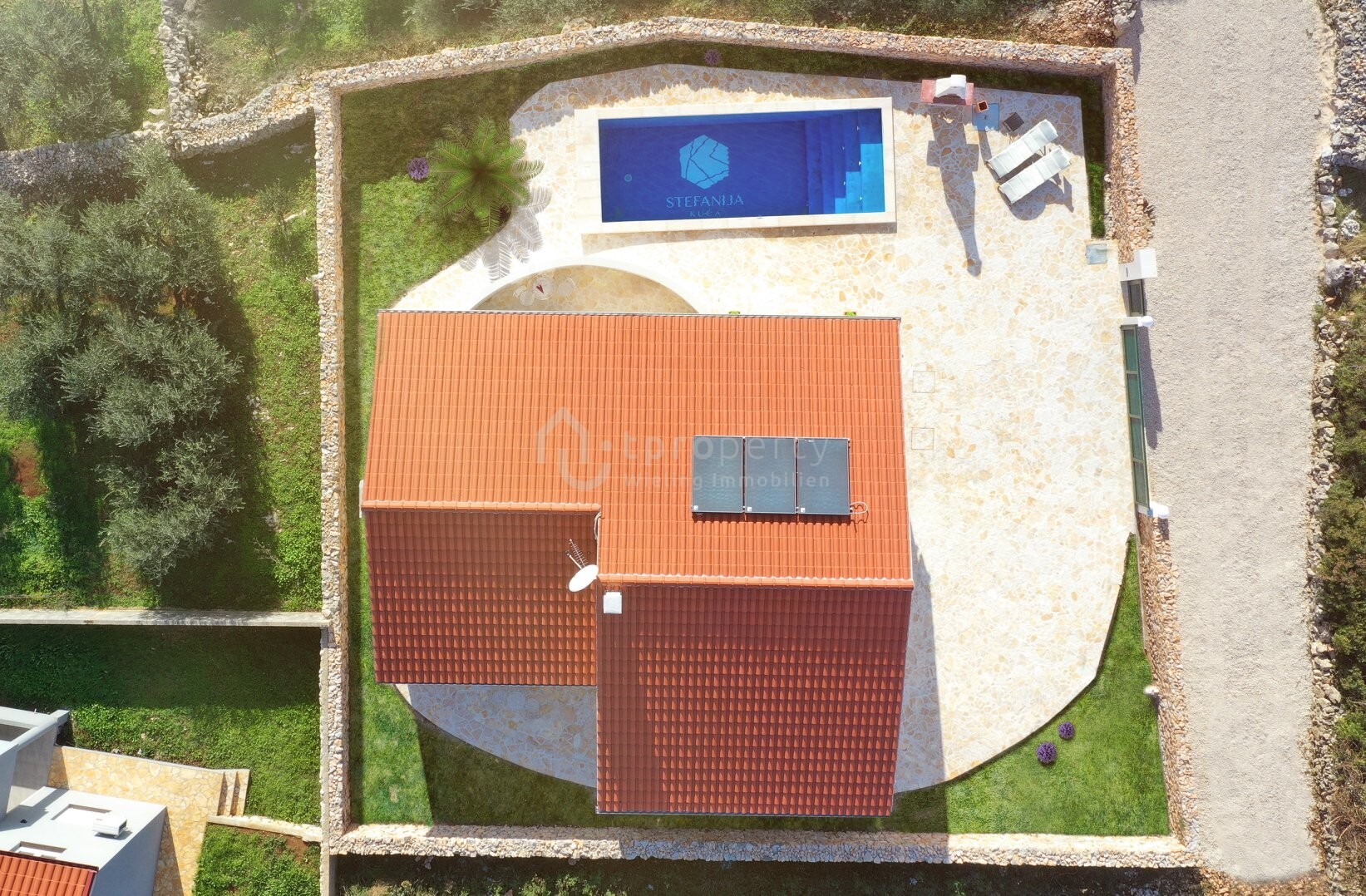 Exklusives Ferienhaus auf der kroatischen Insel Vir – Luxus, Privatsphäre & mediterranes Flair 2