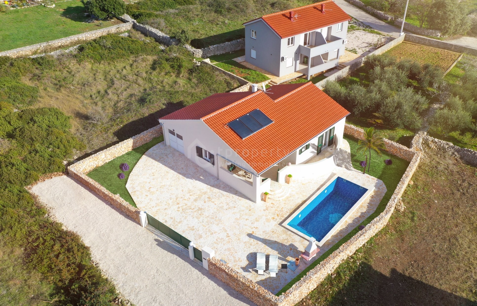 Exklusives Ferienhaus auf der kroatischen Insel Vir – Luxus, Privatsphäre & mediterranes Flair 1