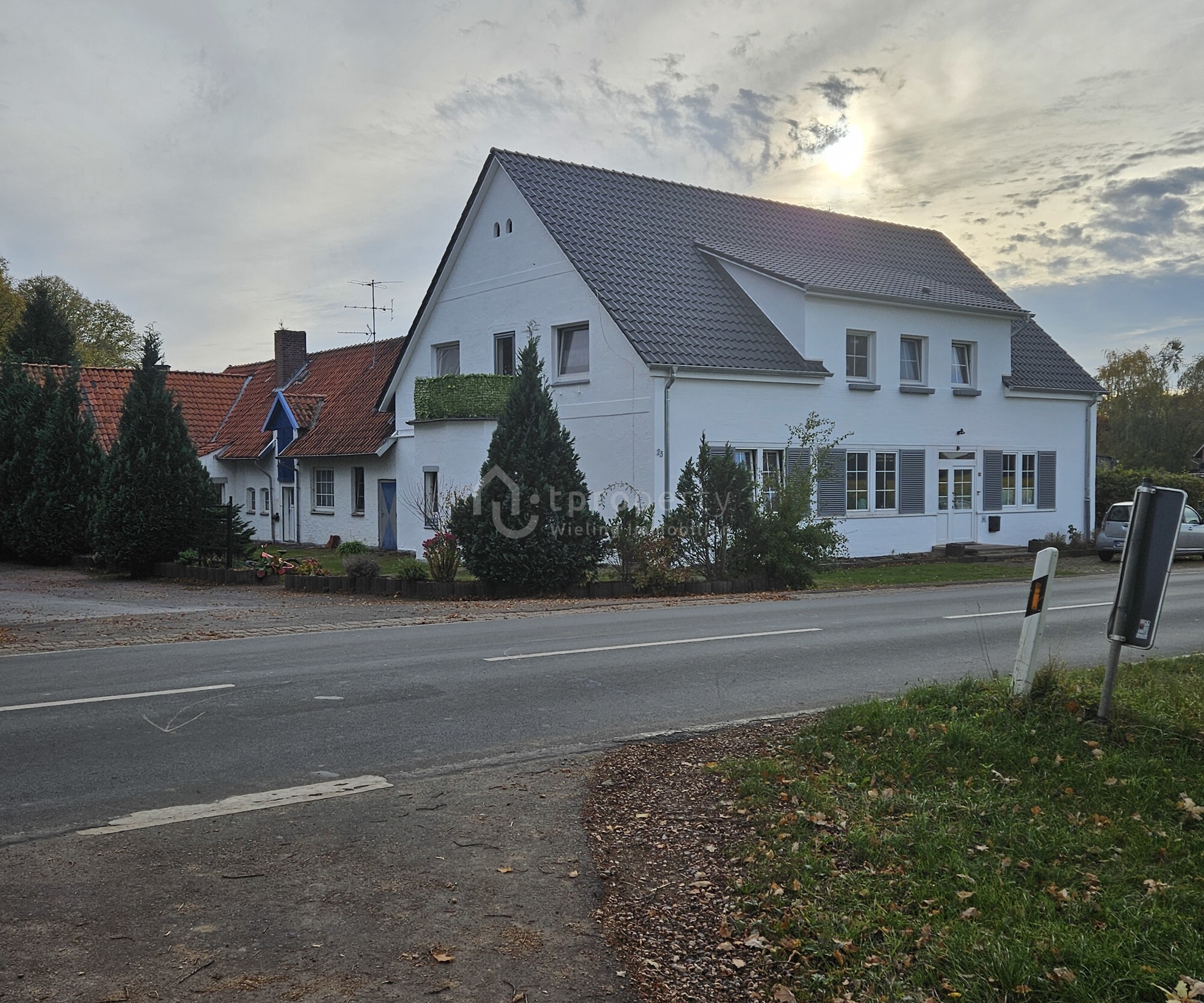Renditestarkes MFH mit 7 Wohneinheiten 2