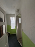 Flur OG mit Dachbodenzugang