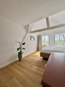 Giebelzimmer Schlafen IV