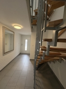 Ebene I Eingang mit Treppe