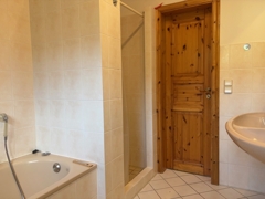 Wanne & Dusche